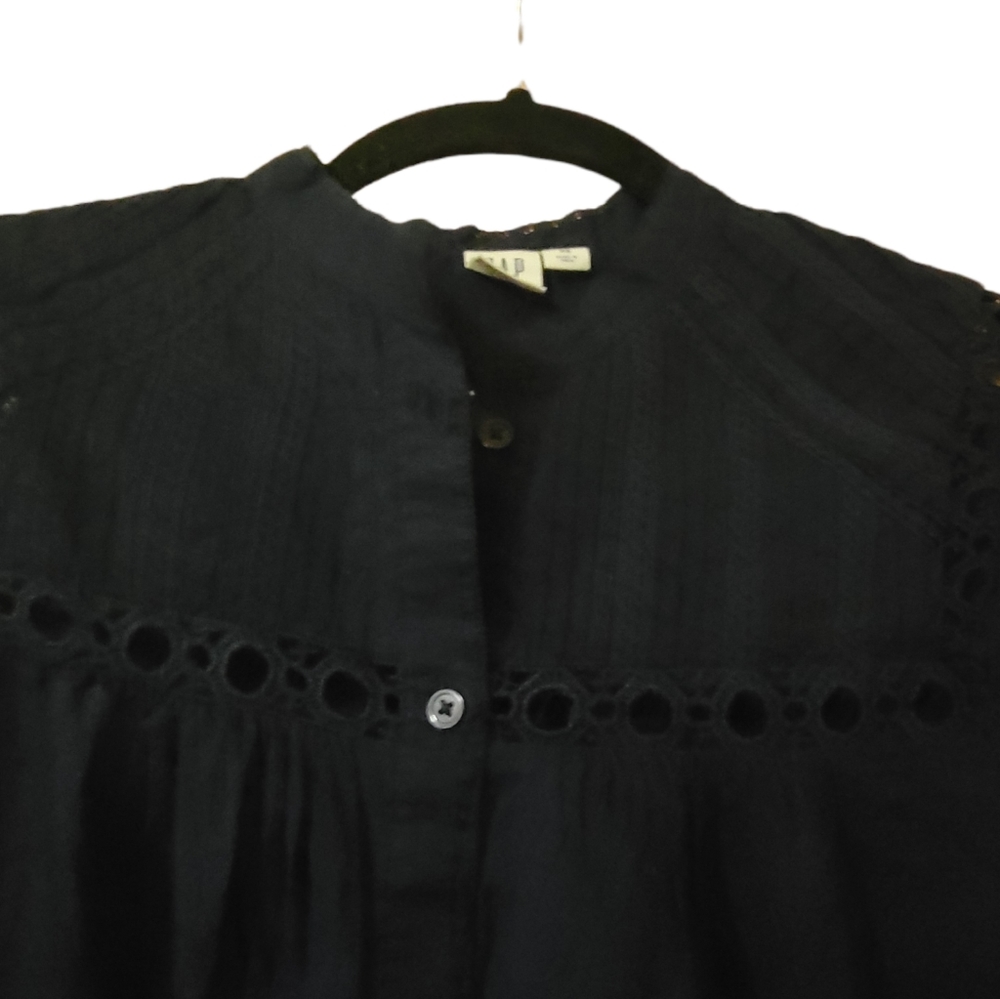 GAP Women's Eyelet Sleeve Shirt XS